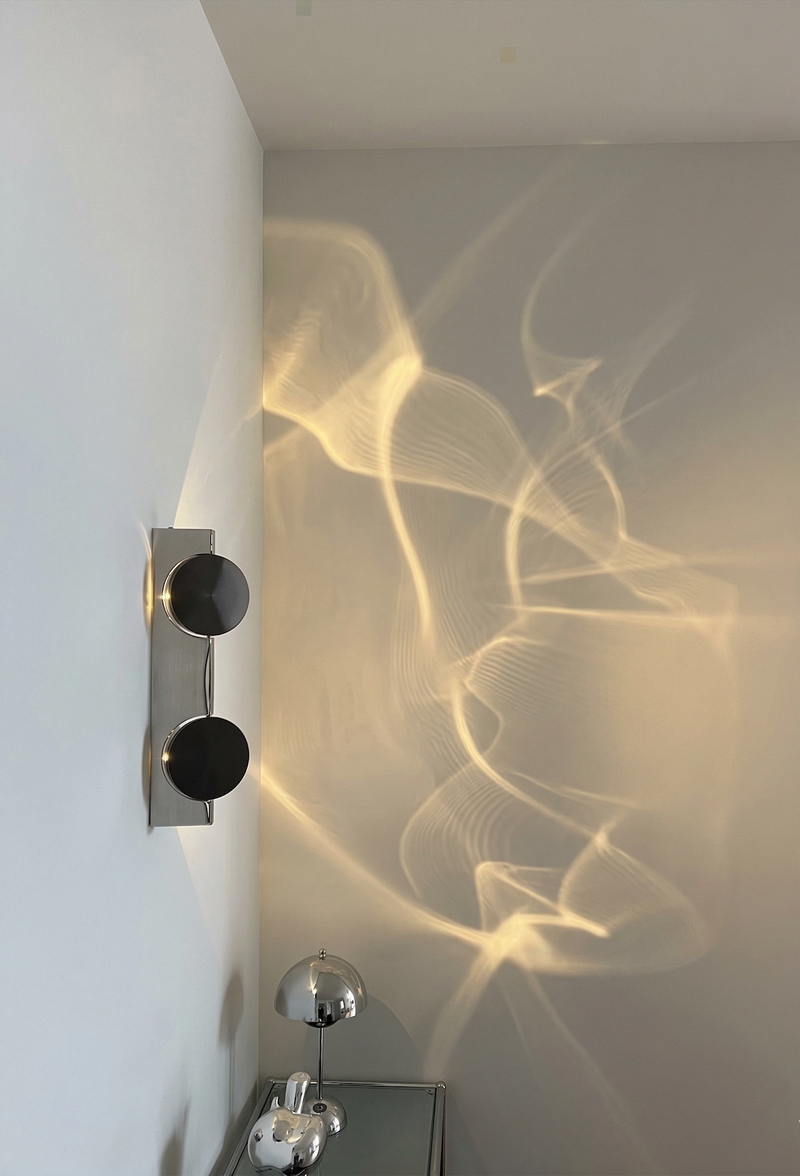 Modern LED Wall Sconce – Minimalist Up & Down Lighting